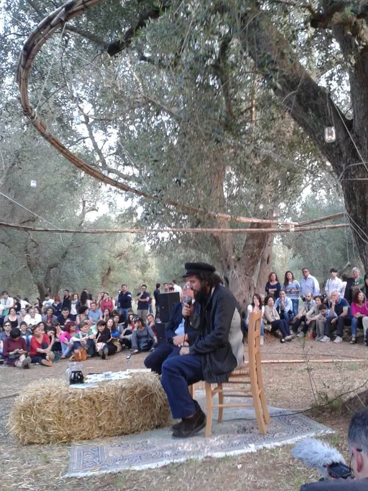 vinicio capossela presentazione puglia