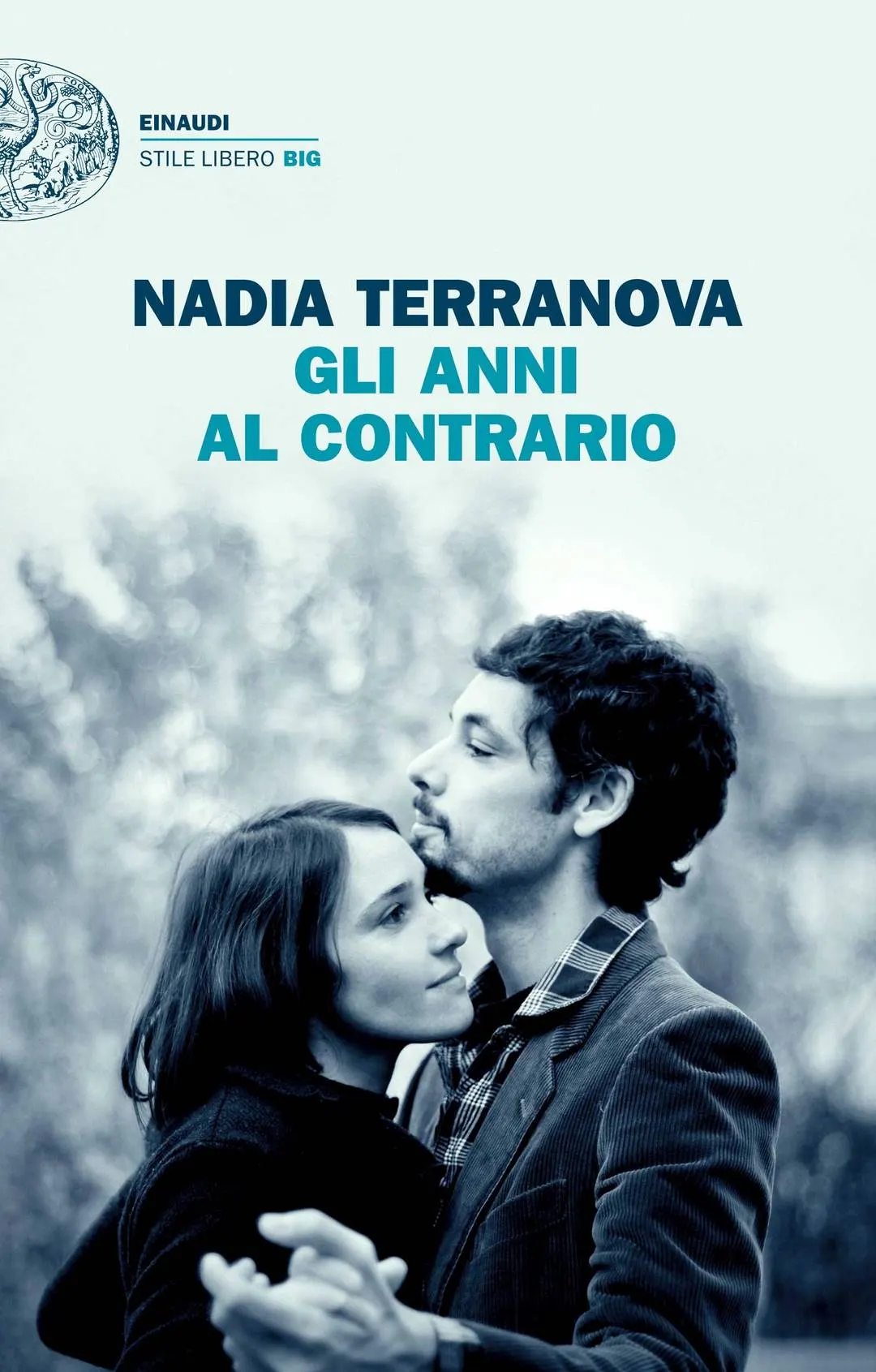 Gli anni al contrario recensione