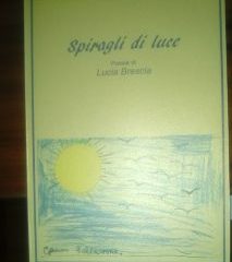 Intervista a Lucia Brescia, autrice de “Spiragli di luce”